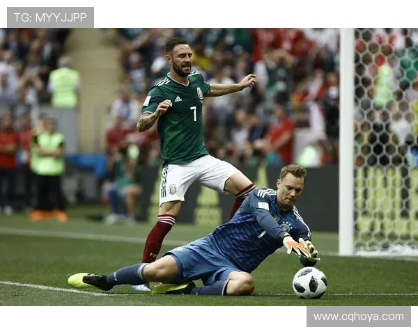 足球界五号球星的传奇之路：从默默无闻到全球瞩目的伟大转变